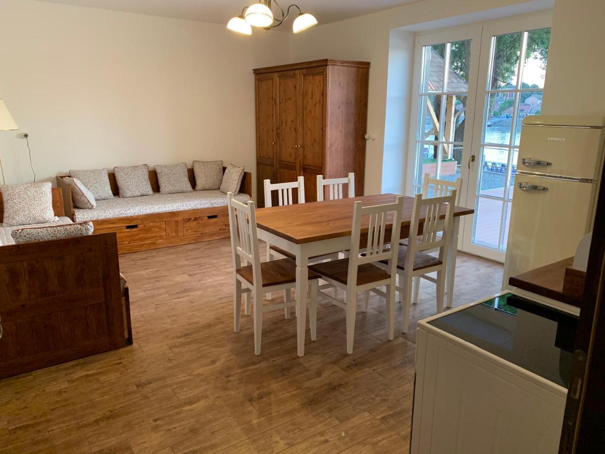 Szazesztendos Reveszhaz Apartman Szigetmonostor エクステリア 写真
