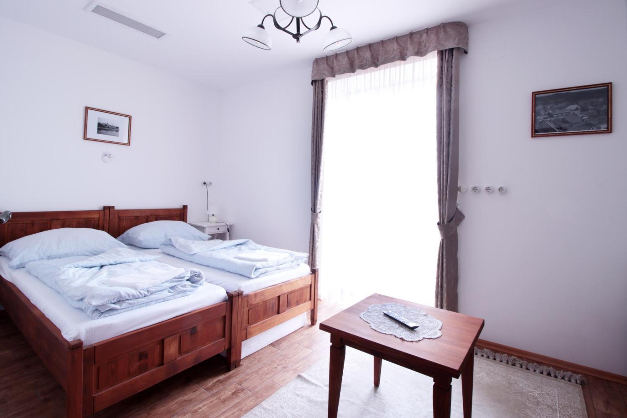 Szazesztendos Reveszhaz Apartman Szigetmonostor エクステリア 写真